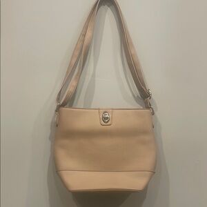 Elegant Beige Leather Shoulder Bag